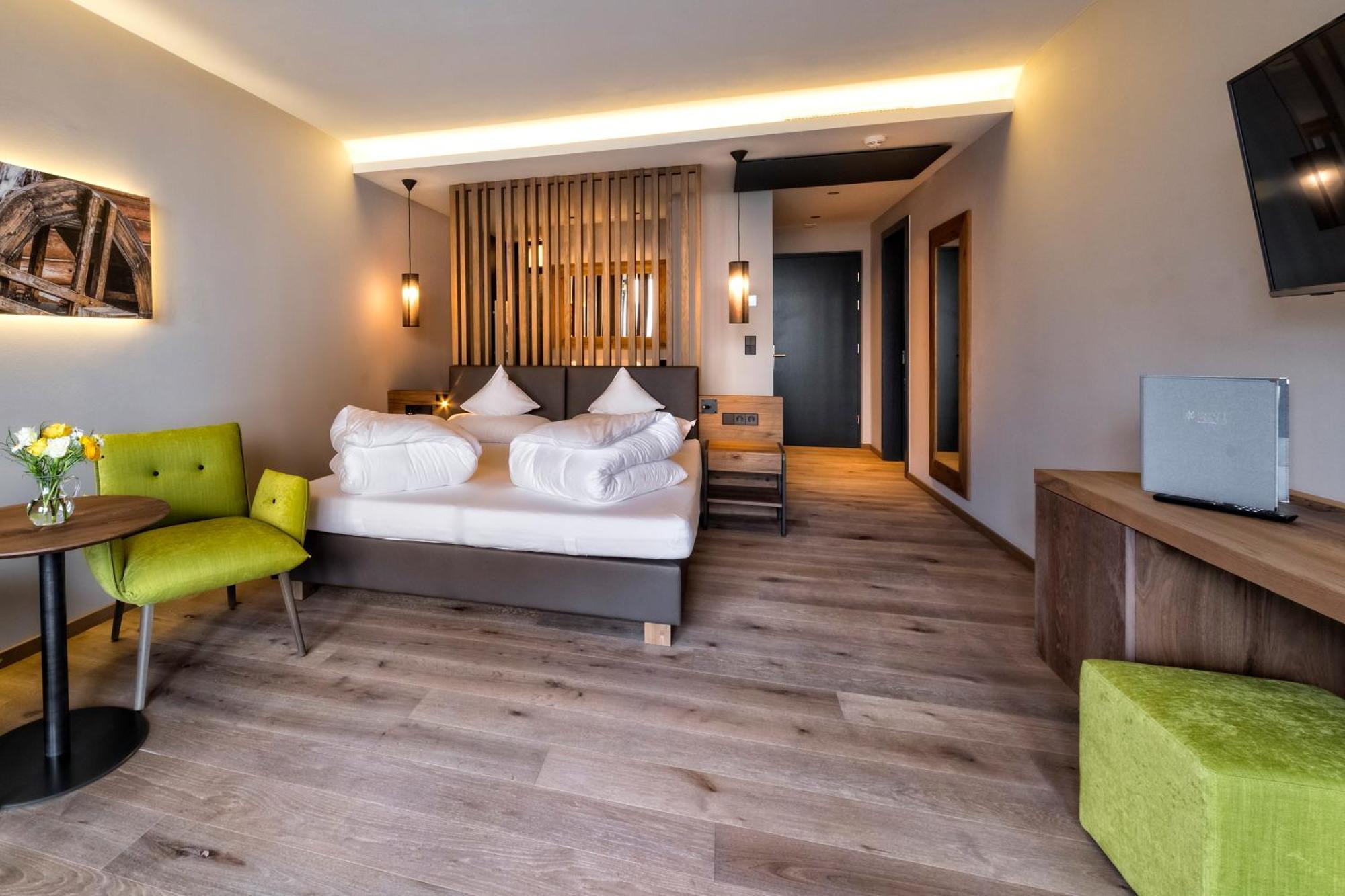 Wellfeeling Hotel AVIDEA Algund Exterior foto
