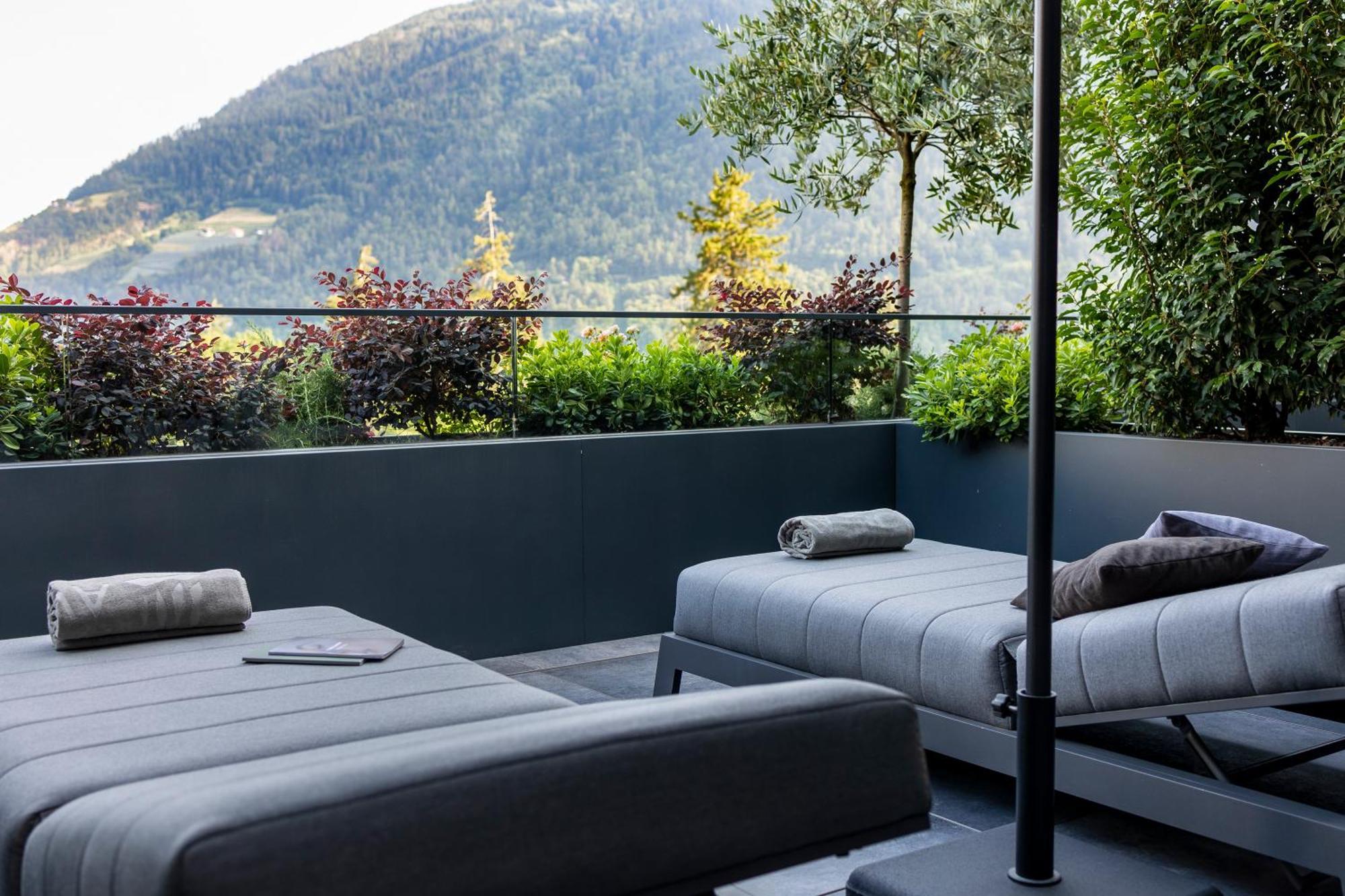 Wellfeeling Hotel AVIDEA Algund Exterior foto